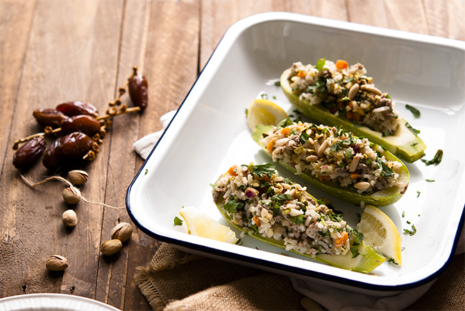Calabacines rellenos de carne y arroz